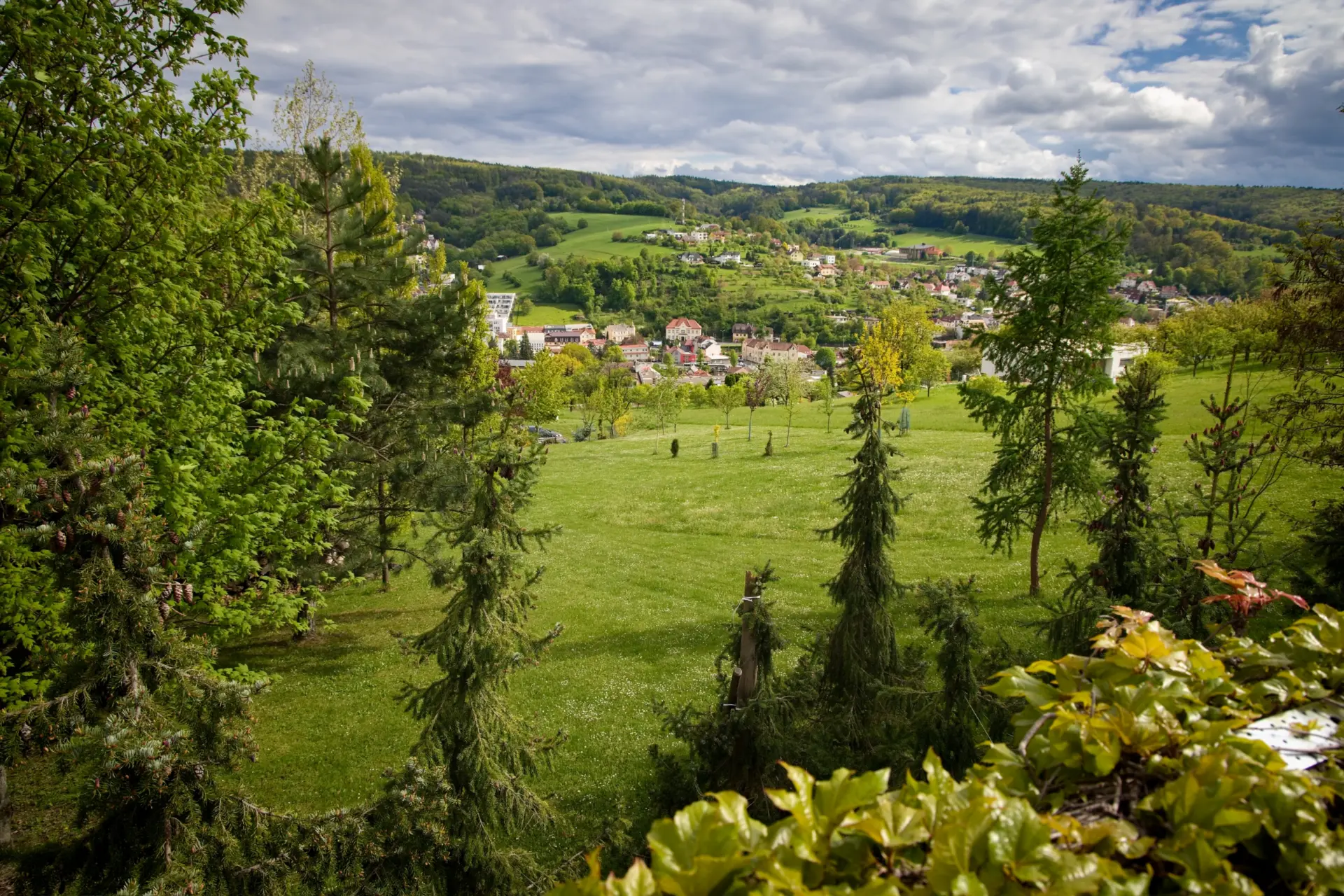 Prodej exkluzivního pozemku v Luhačovicích
