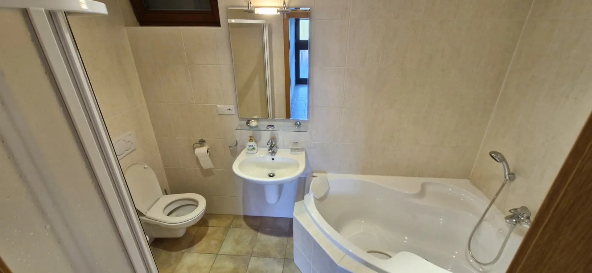 Prodej rodinného domu 8+2 v Luhačovicích