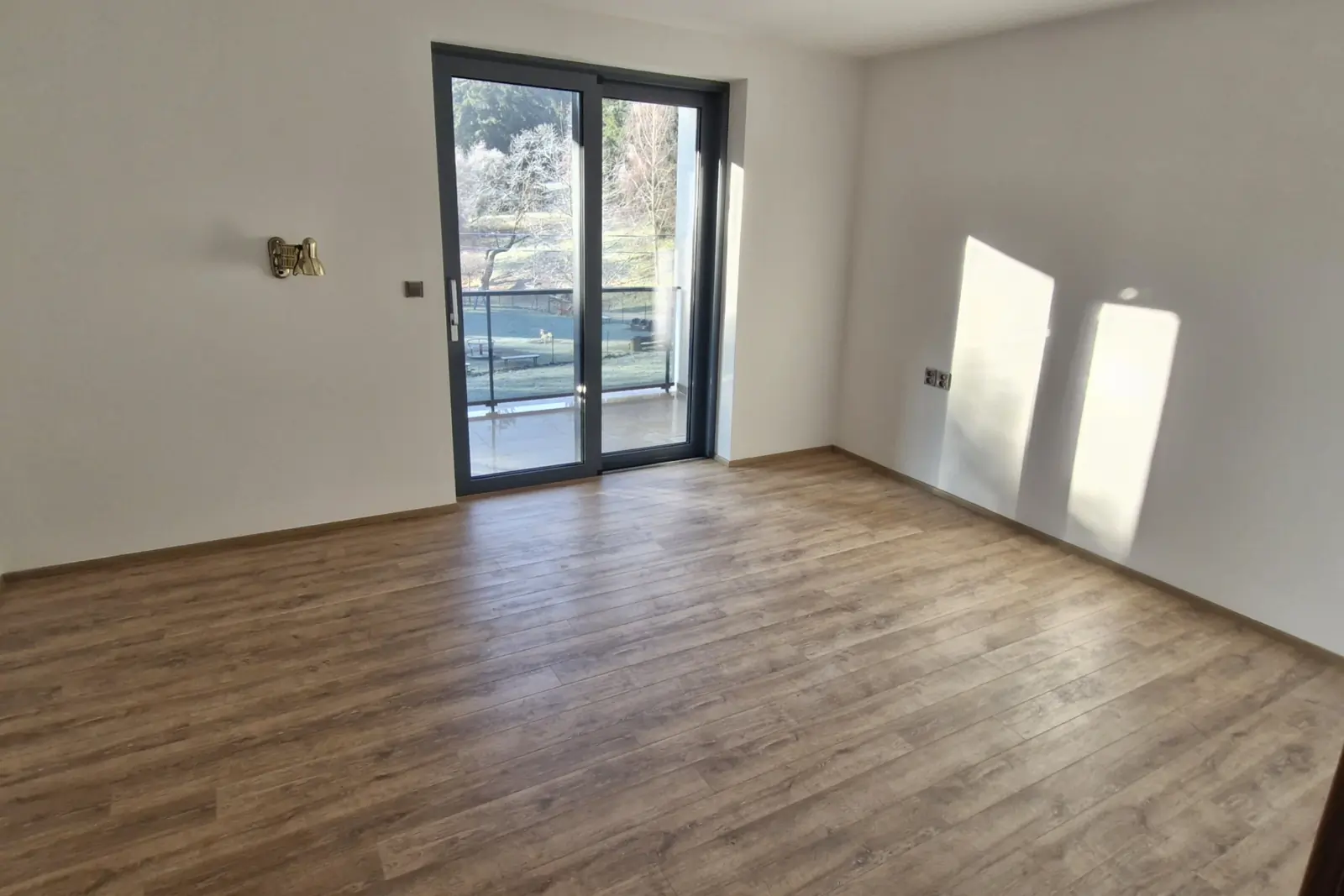 Pronájem prostorného bytu 3+kk přímo u lázeňské zóny v Luhačovicích