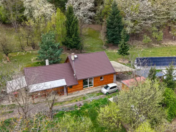 Prodej rodinného domu na samotě v Horní Lhotě